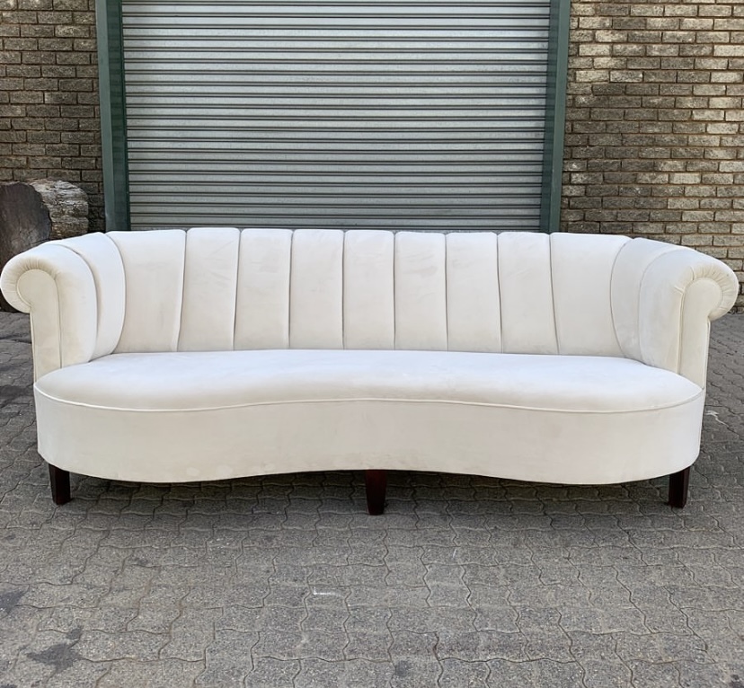Lucille 2Seater